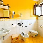Casa Santicelli Guest house 3*